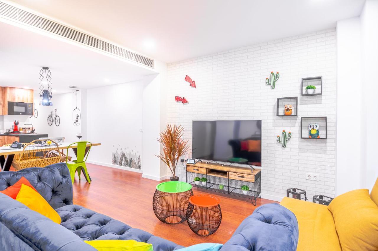Expoholidays-Apartamentos Almeria Centro Parking Gratis Exterior photo