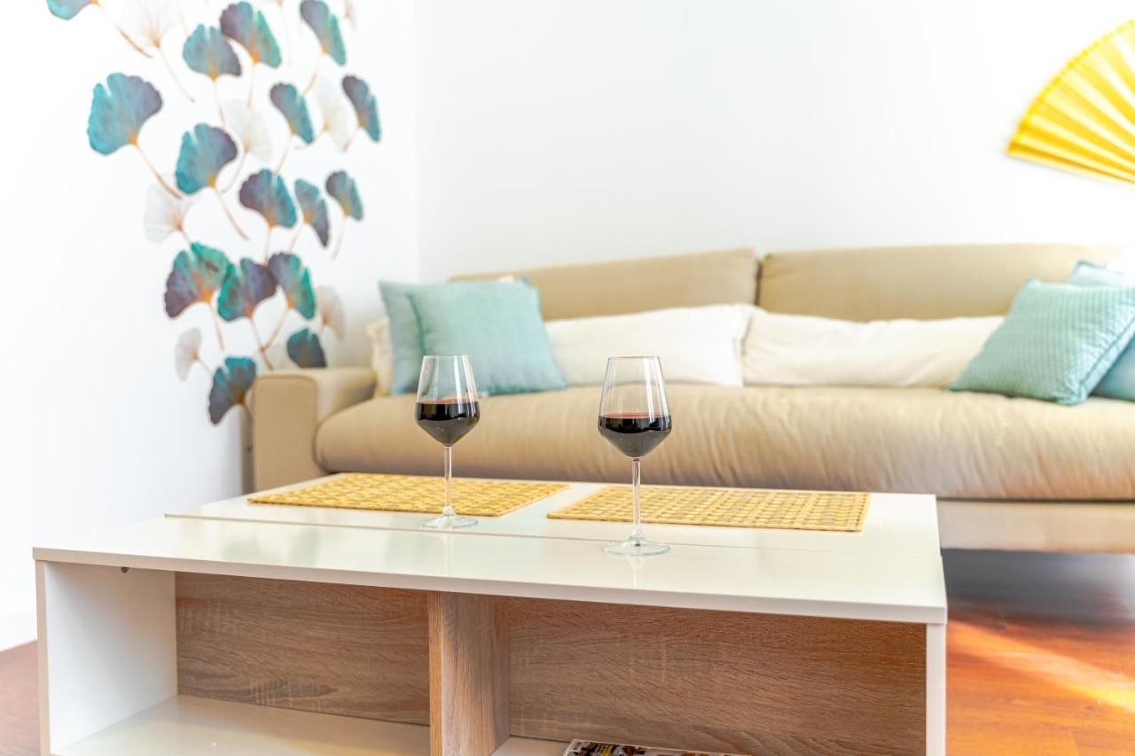 Expoholidays-Apartamentos Almeria Centro Parking Gratis Exterior photo