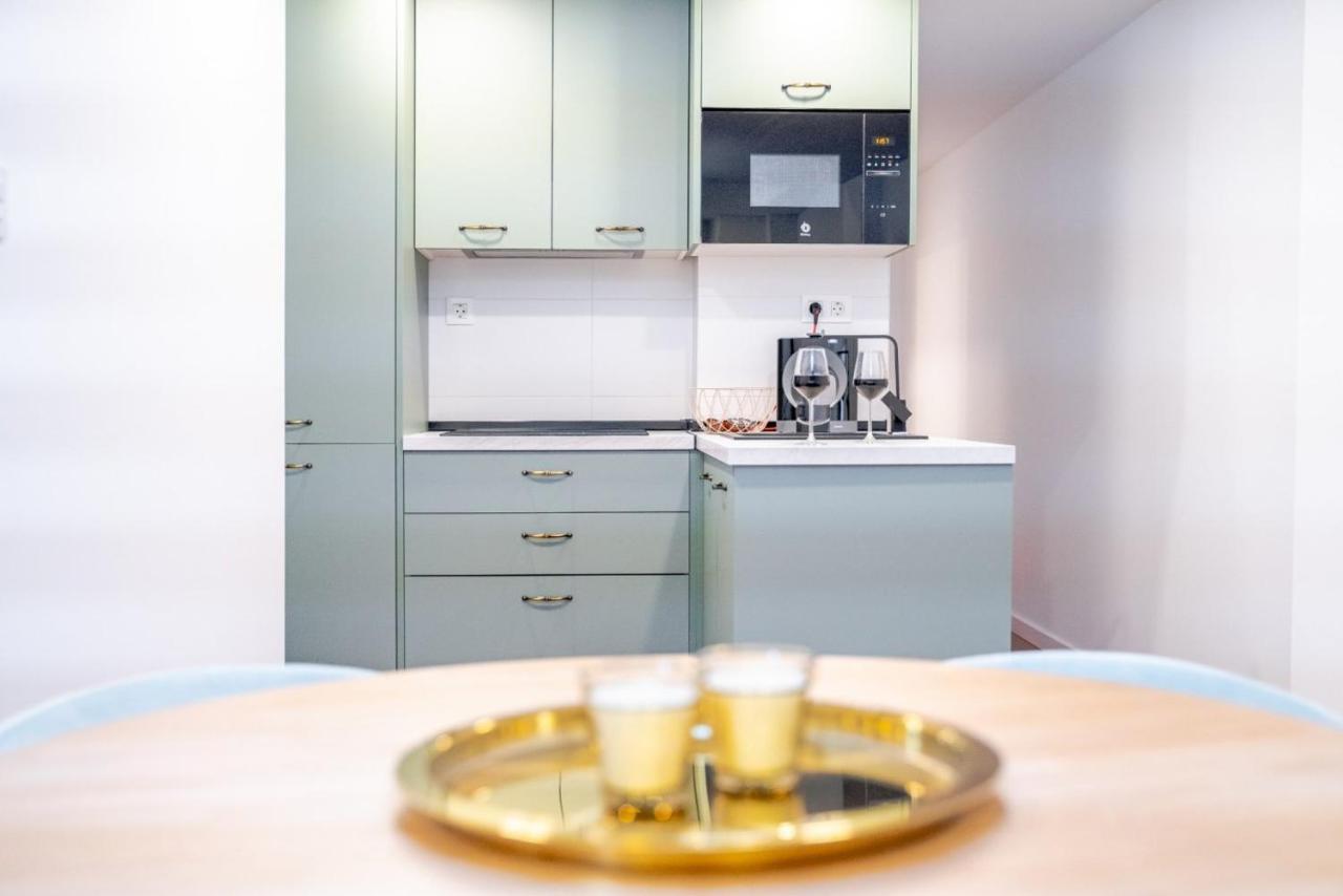 Expoholidays-Apartamentos Almeria Centro Parking Gratis Exterior photo