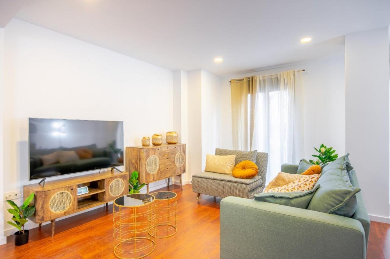 Expoholidays-Apartamentos Almeria Centro Parking Gratis Exterior photo