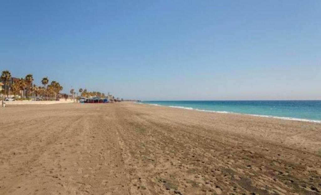 Expoholidays-Apartamentos Almeria Centro Parking Gratis Exterior photo